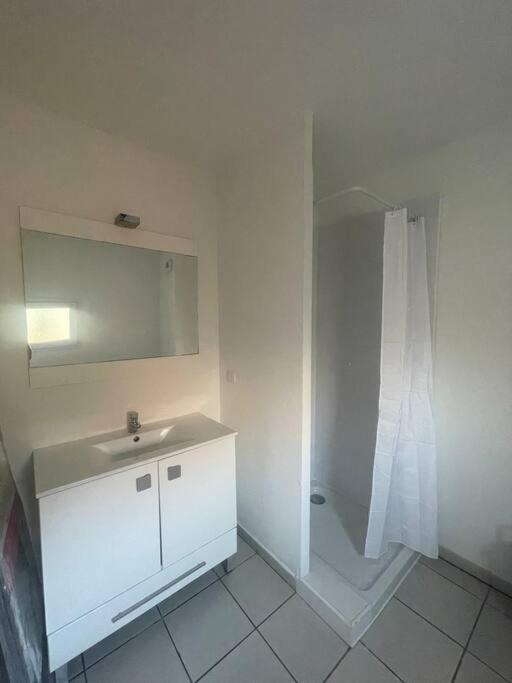 Appartement 2 Pieces Frejus Exterior photo